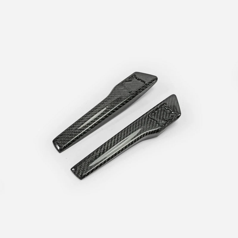 

suitable forGTR R35 2017 MY17 Carbon Fiber OEM Style Front Emblem