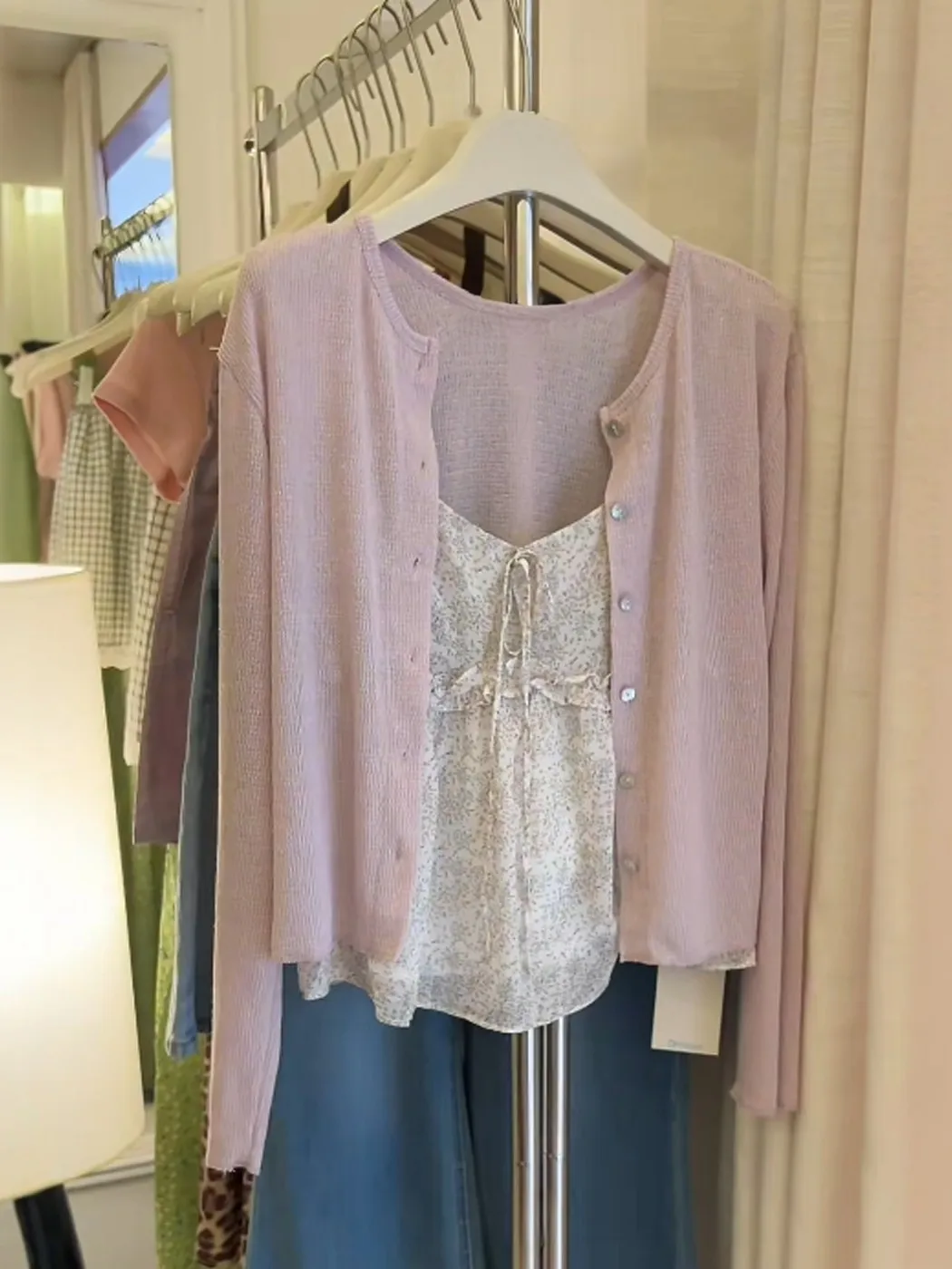 

Summer Floral Print Women's Tank Top And Long Sleeve Cardigan Two-Piece Set Pink Color Sweet And Gentle Style Fashionable Cas...