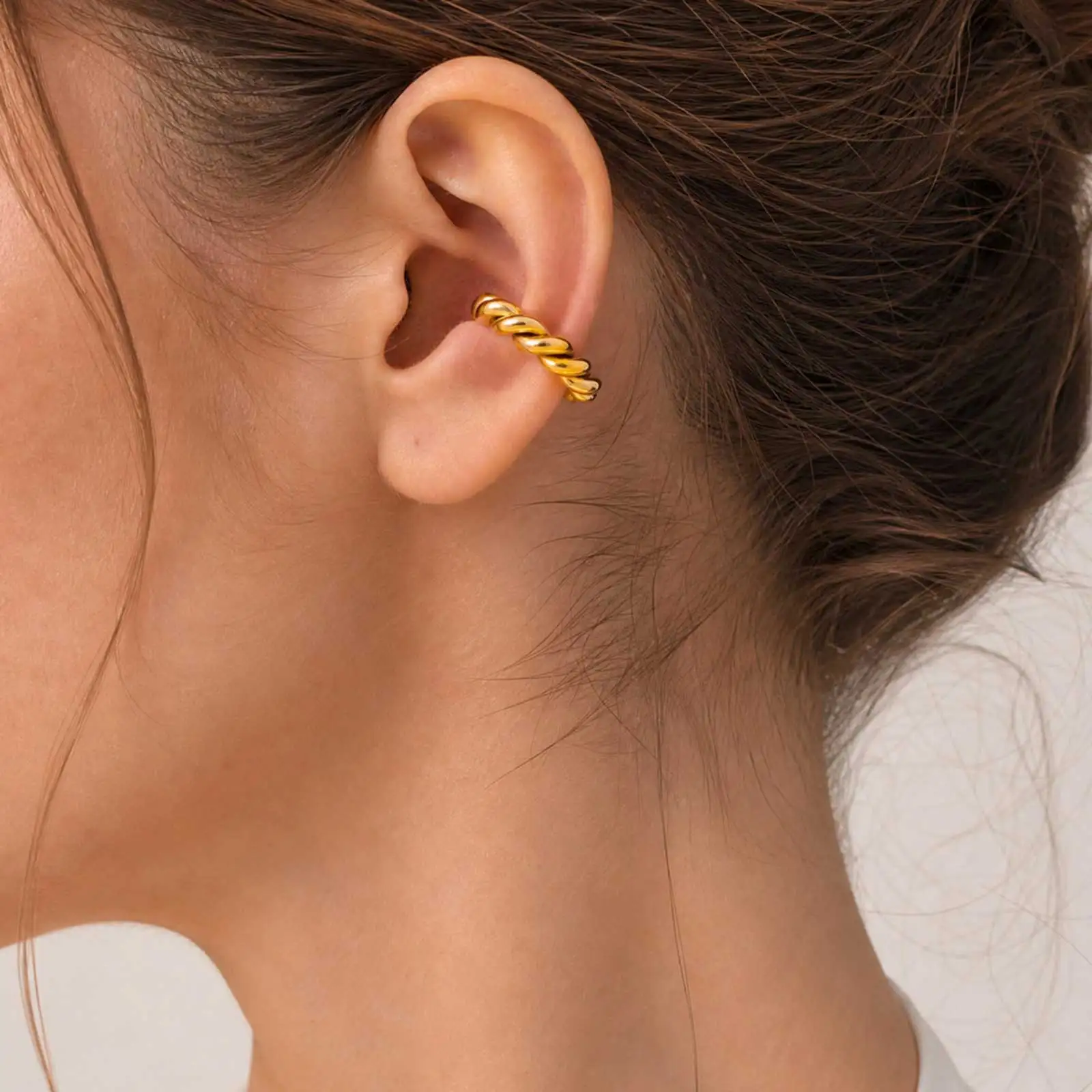 18K Gold Plated Stainless Steel Thick Ear Clip Earrings Non Piercing Ear Bone for Women Trendy Charm Jewelry Accessories
