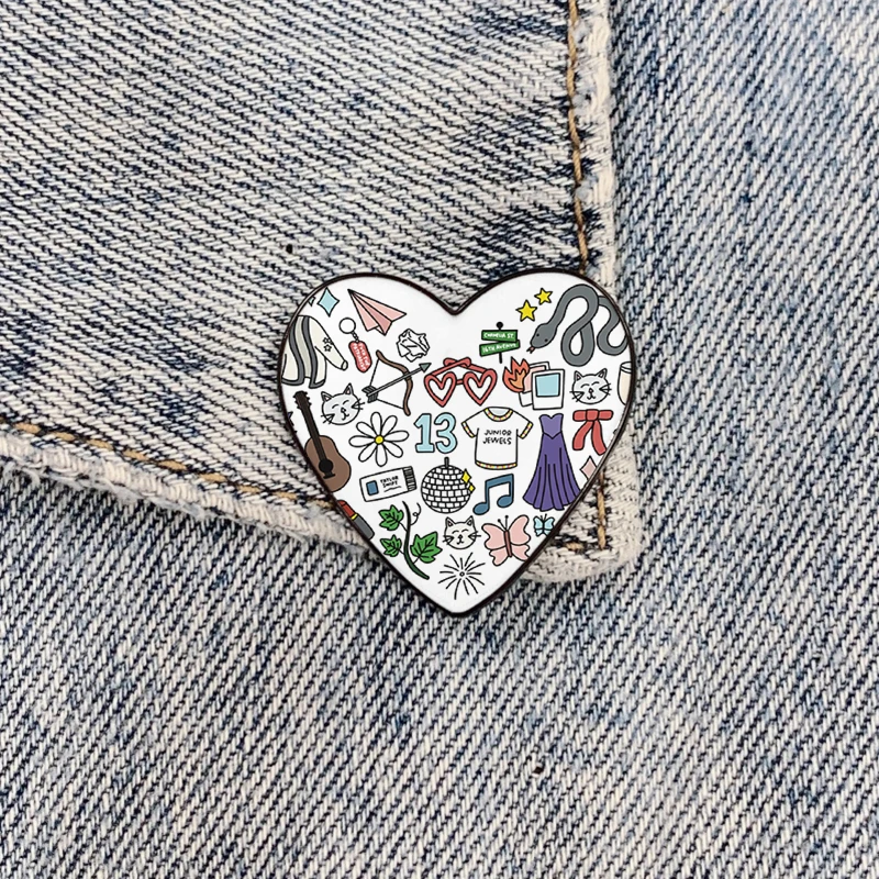 New Fashion unhealthily attached to my kindle Heart-shaped metal pin vintage Brooches Shirt Lapel Badge pins for Lover Girls