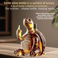 New Creative Animal Whiskey Bottle Turtle Vertical Middle Finger Pose Handmade High Borosilicate Glass Wine Container Ornament