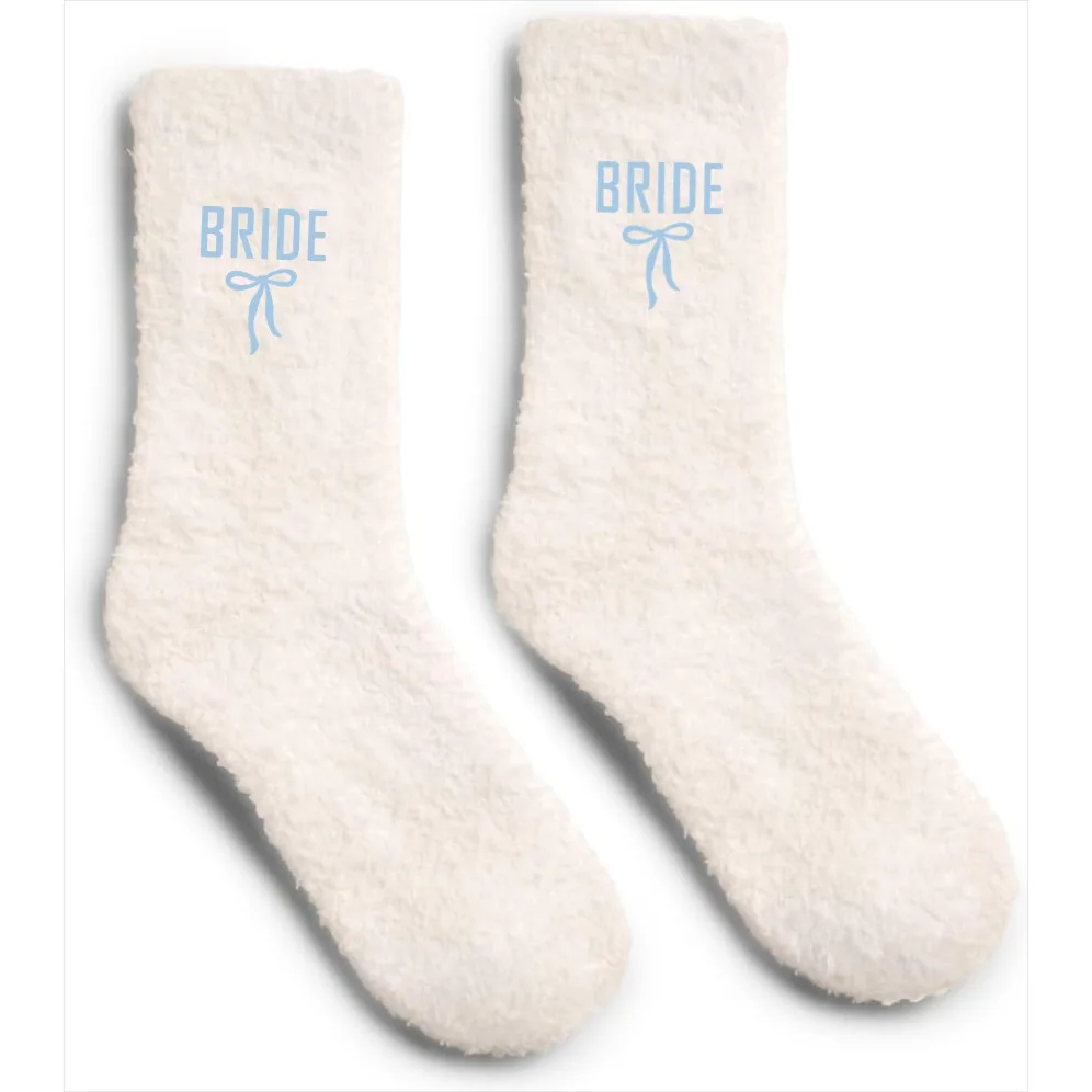 1 Paar elfenbeinfarbene, flauschige Braut-Wolkensocken, Schuhe für Brautparty, Junggesellinnenabschied, Pyjama-Party, Hochzeit, Geschenk für die zukünftige Braut, Zubehör – Detail 1