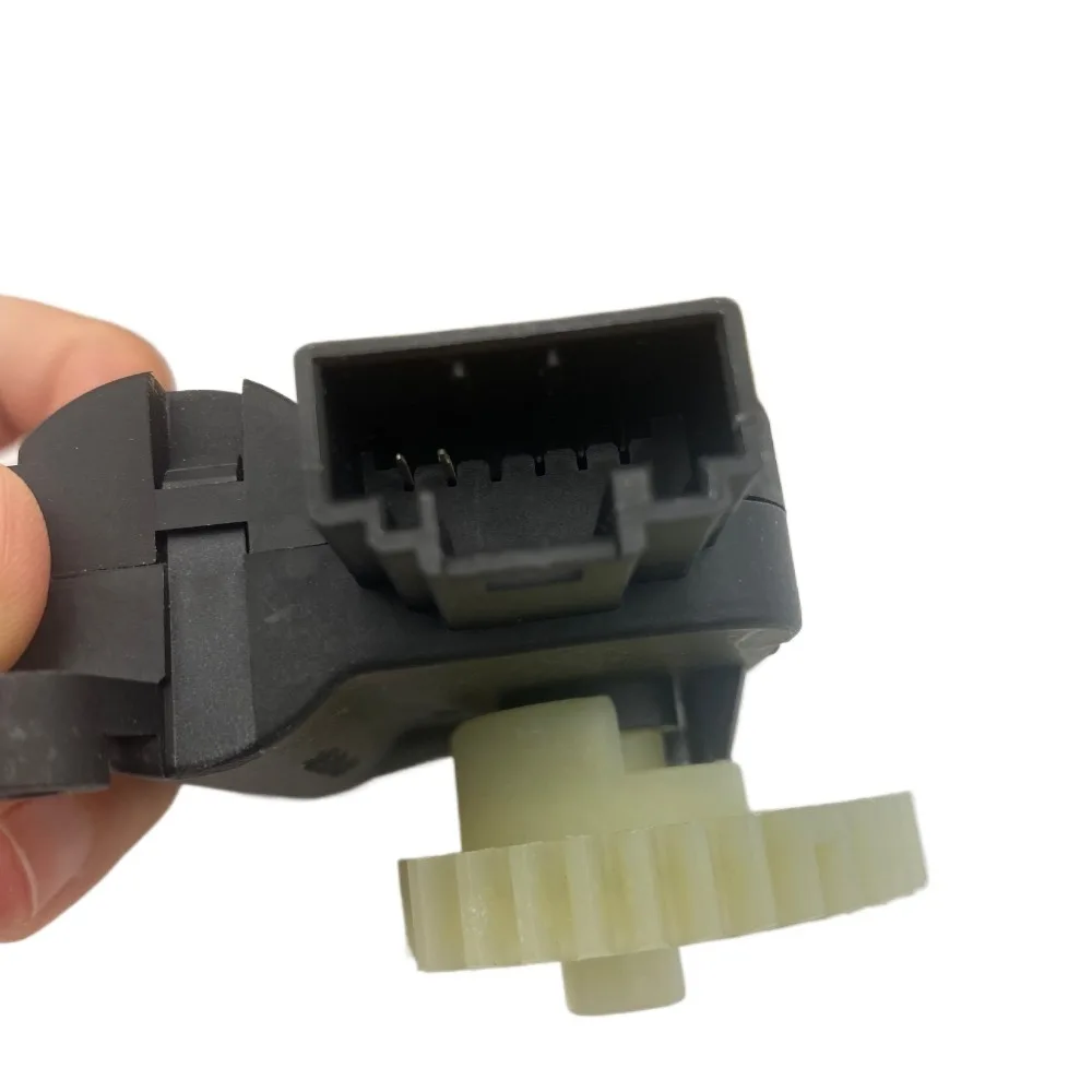 OE:6R1907511A  6RD907511A Air Conditioning Recirculate Positioning Flap Actuator Motor For Skoda Fabia Rapid VW