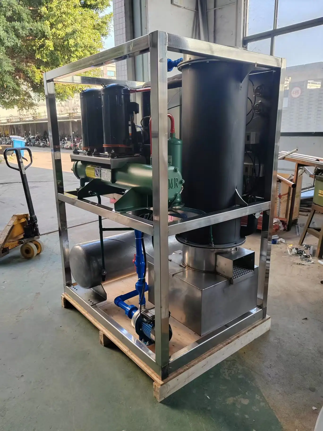 Gold SellerHigh-efficiency Energy-saving Ice-making Machine Tolcat Fully Automatic Commercial Catering Food Preservation