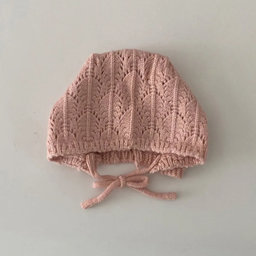 

Vintage Flower Design Children Knitted Hats Warm Cotton Handmade Crochet Hat Hat Autumn Winter