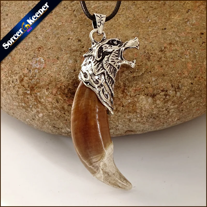 Men Antique SilverColor Tribal Stark Wolf Fang Tooth Pendant Necklace Vintage Real Natural Tooth Alloy Pendant Jewelry LY915