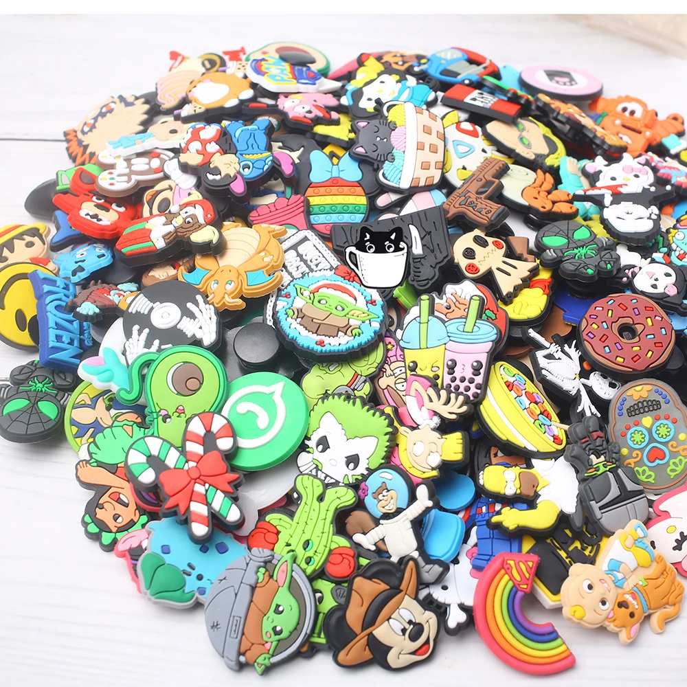 Hot Toys Zufällige 10-300-teilige Schuh-Charms für Sandalen, Schuh-Dekorationszubehör, Schuh-Pins, tolles Geschenk für Männer und Frauen – Detail 4