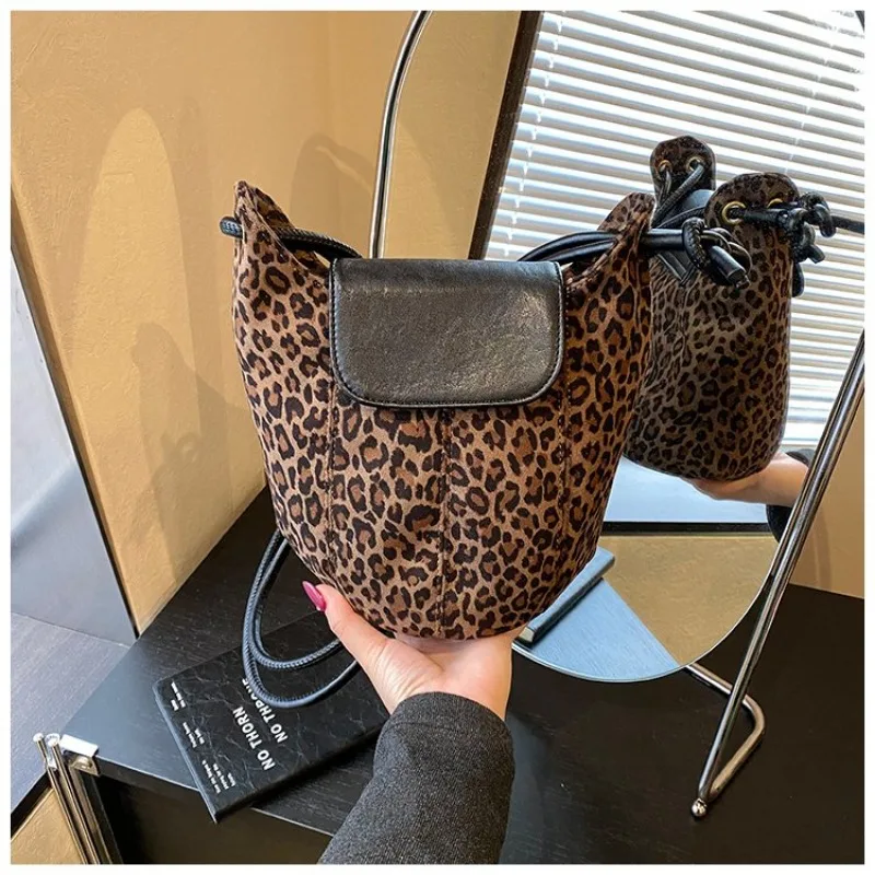 

Luxurious Timeless Shoulder Bag Underarm Crossbody Luxury Dinner Party 2025 New Model Exquisite Glamorous Timeless Elegant