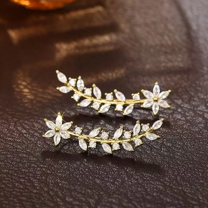 Vendita calda saudita Splendidi orecchini a fiore da donna Set di gioielli personalizzati con scoppio di foglie Prom Summer Banquet Event Wedding E100