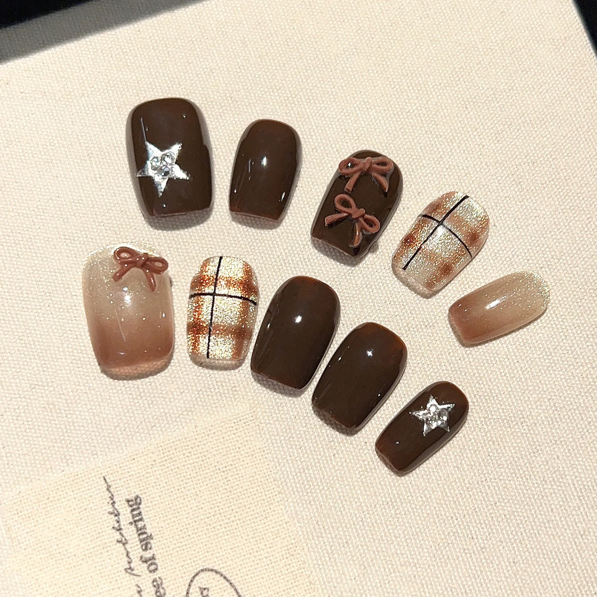 

10pcs Short Square Handmade Nails Brown Gradient Cat Eye Press on Nail Striped Bow Stars False Nail for Women&Girl Daily Wear