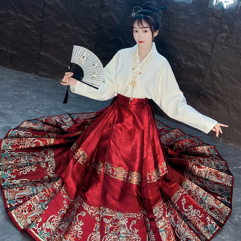 

Ming Horse-Face Skirt Women's Han Chinese Clothing Dunhuang Autumn and Winter National Style Improved Daily Ancient Costume