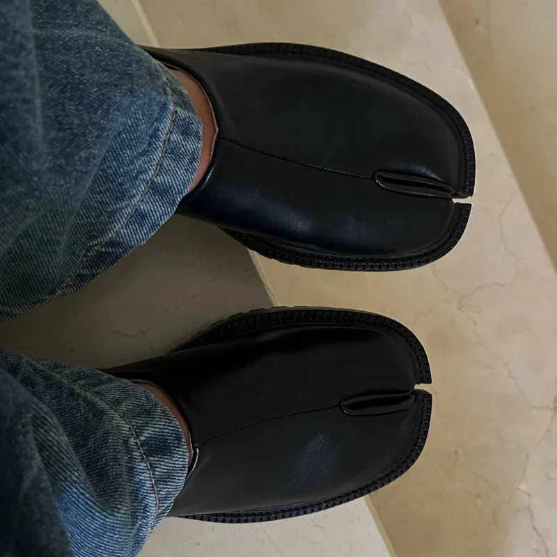 Thumbnail 3 - #84 Top Flat Sandals Picks for Every Budget