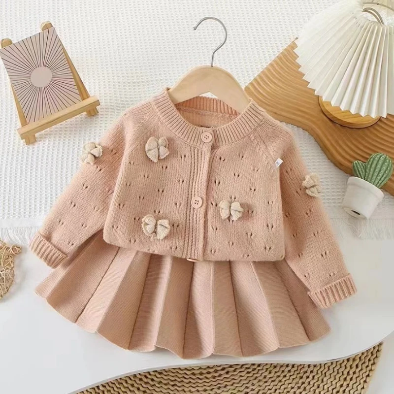 Girls' Sweater Suit 2024 Autumn and Winter New Hollowed-out Flower Knitted Cardigan Sweater + Skirt Two-piece Set