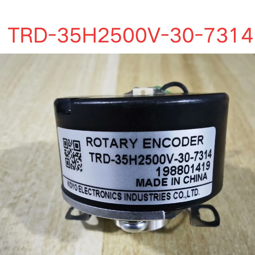 

used TRD-35H2500V-30-7314 encoder test ok Fast shipping