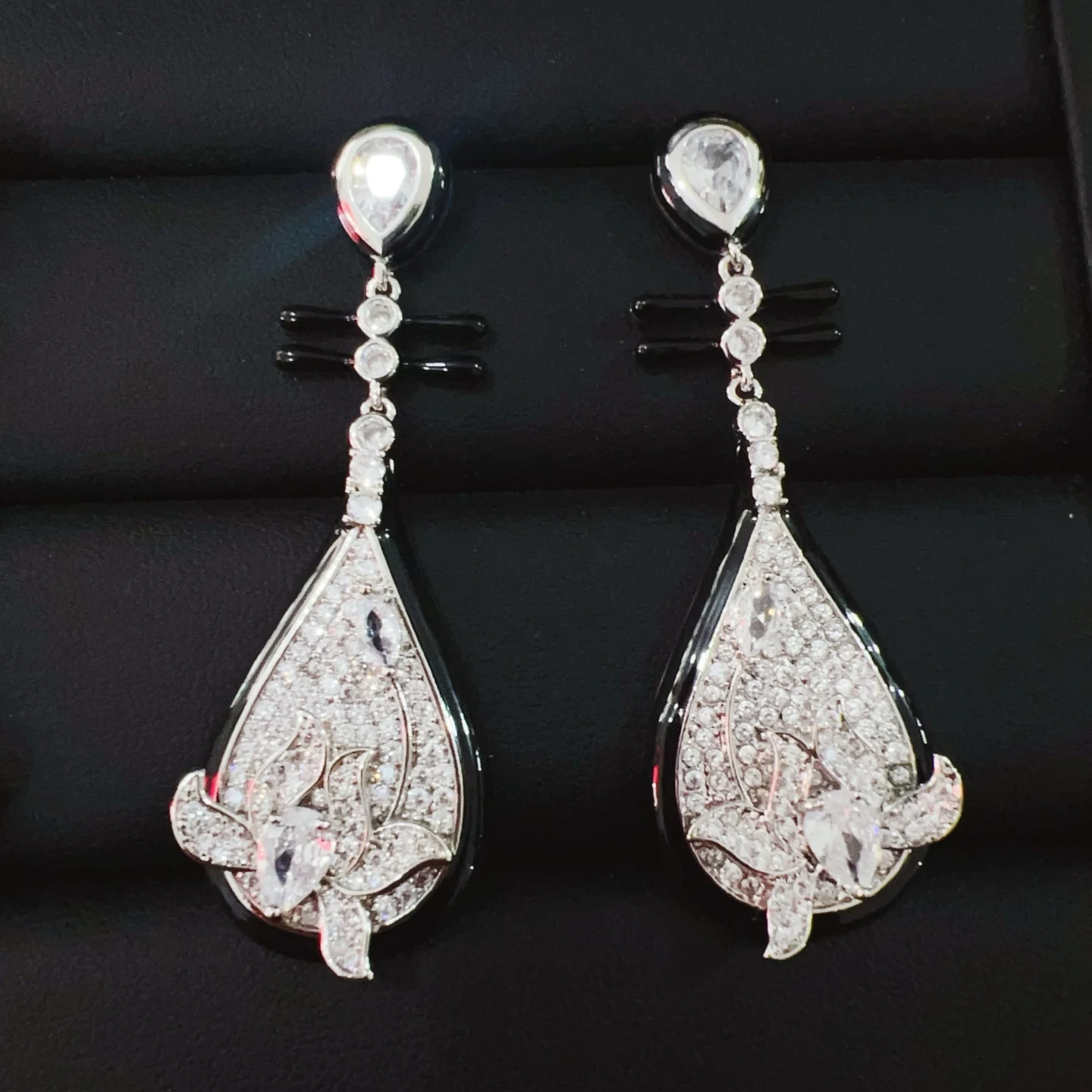 Sparkly Cubic Zirconia Flower Teardrop Earrings for Women Statement Jewelry Dinner Party Long Dangle Earrings Silver Gold Plated