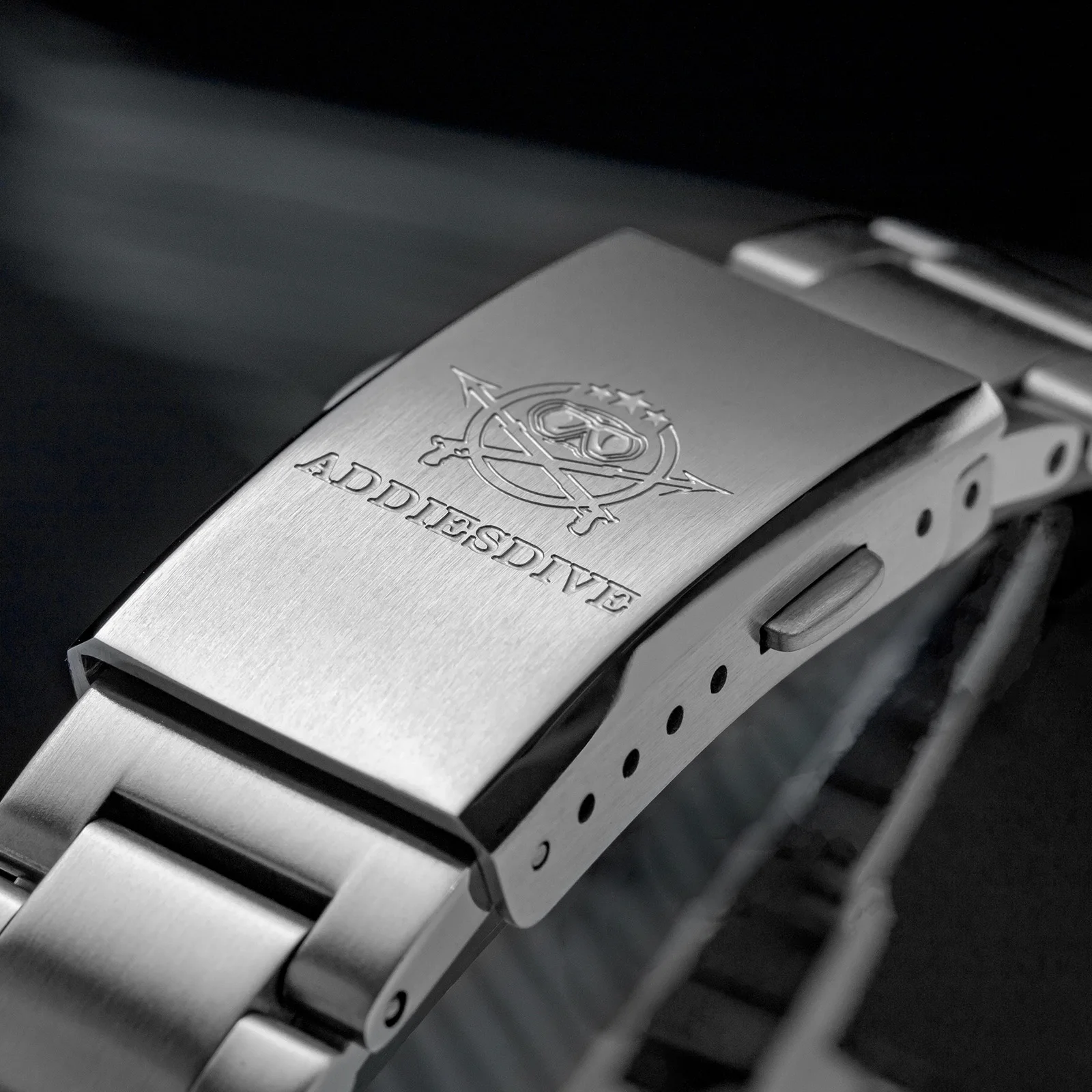 ADDIESDIVE AD2096 Luxuryนาฬิกาสําหรับชายกันน้ําสแตนเลสBGW9 Luminous 36 มม.ควอตซ์นาฬิกาRelojes Para Hombres