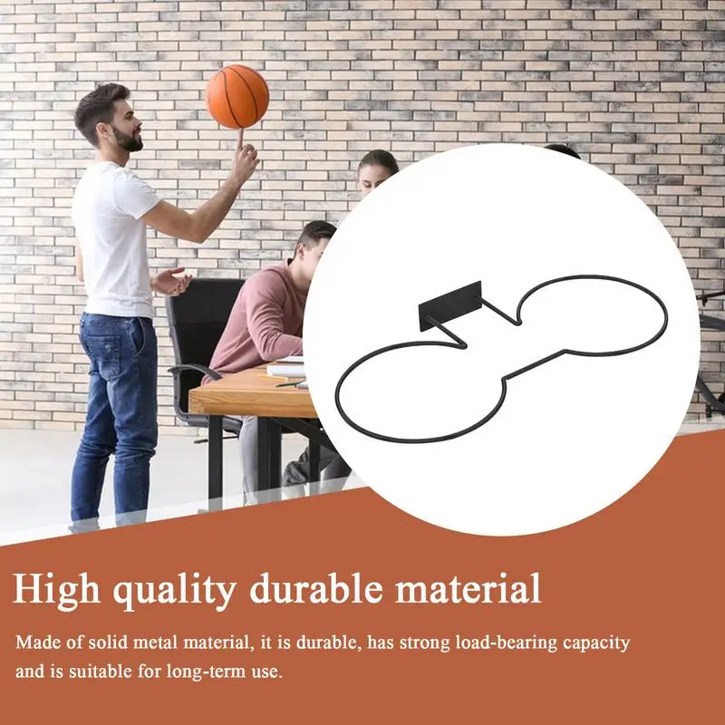 رف كرة السلة المثبت على الحائط يمكن أن يحمل كرتين كرة السلة وكرة القدم والكرة الطائرة ورف تخزين موفر للمساحة على الحائط