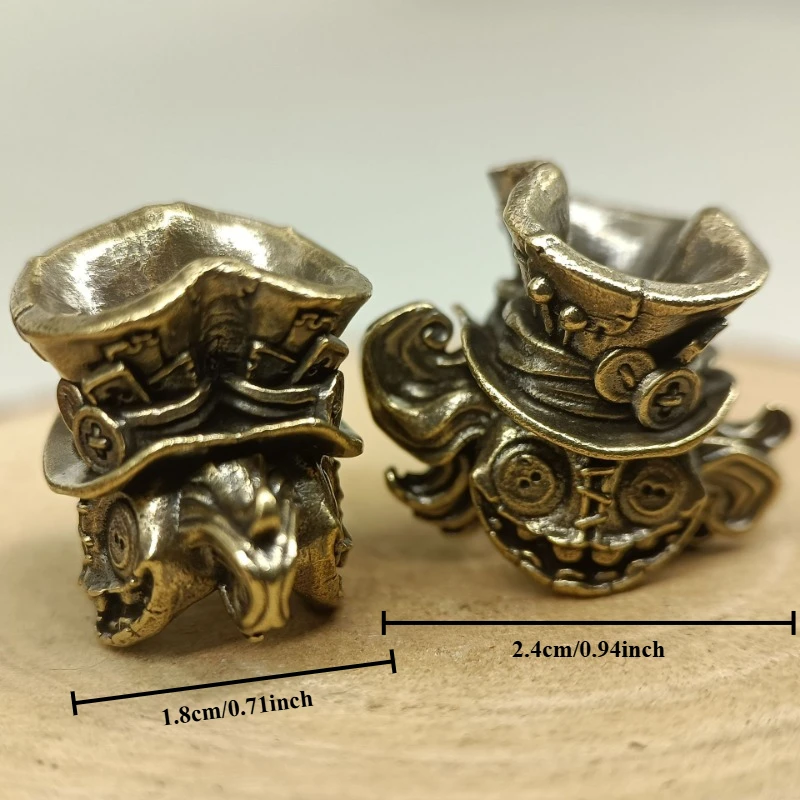 1pcs Antique Copper Double Sided Puppet Keychain Home Decorations Pendant Backpack Charms Antique Brass Vintage Crafts
