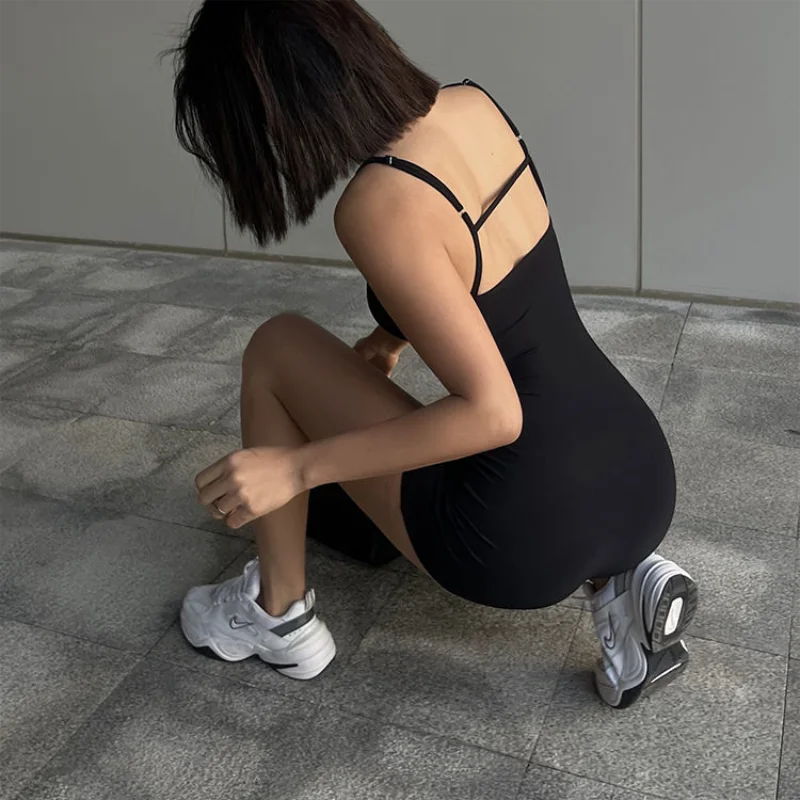 Mode Effen Backless Tank Bodysuit Top Sexy Sportieve U-hals Slanke Rompertjes Bodycon Een stuk Jogger Shorts Speelpakjes Vrouwen