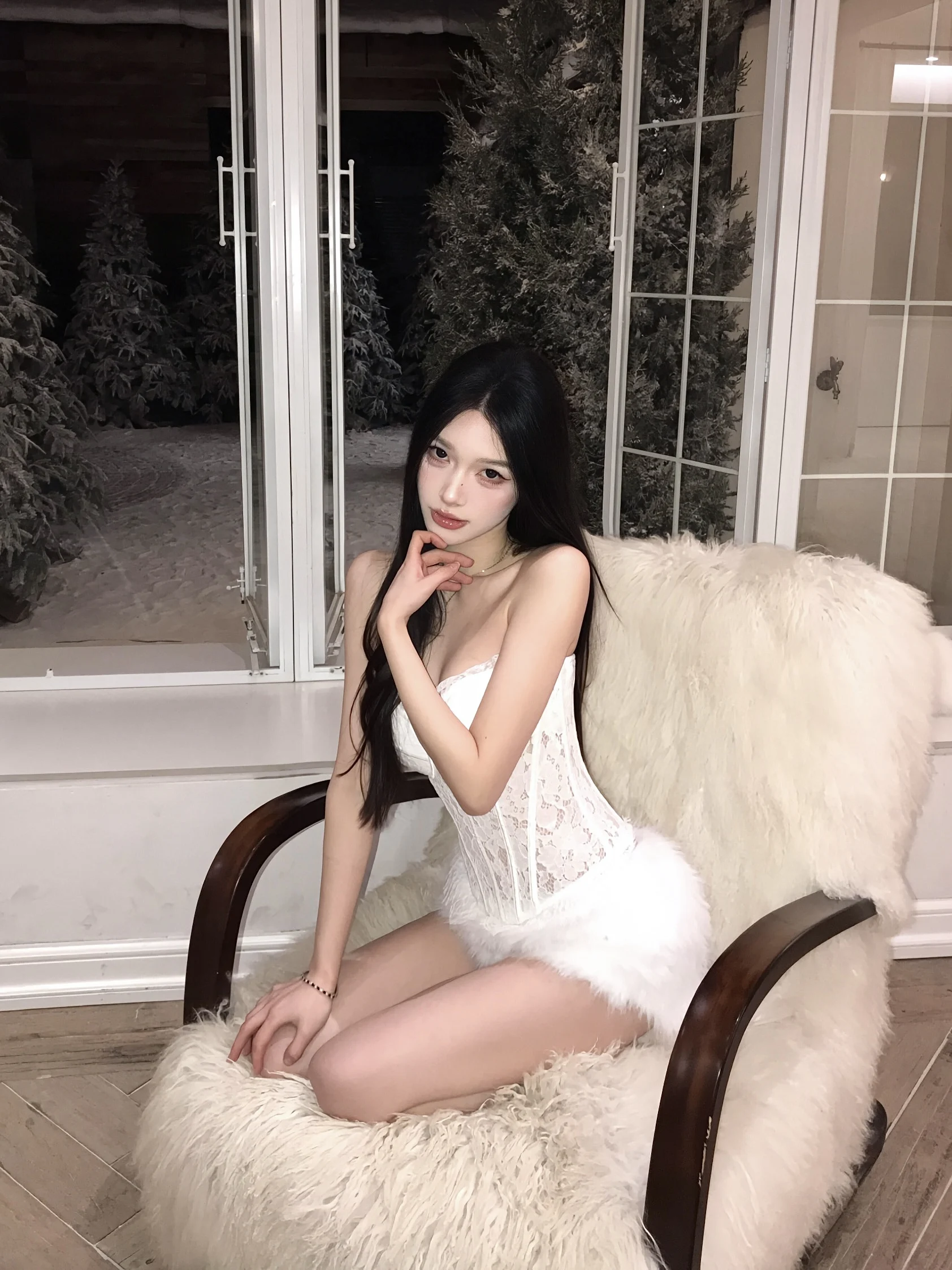 

Белый бюстгальтер с тяжелой вышивкой, кружевными вставками и эффектом утяжки, со встроенными чашечками, для женщин, весна 2025