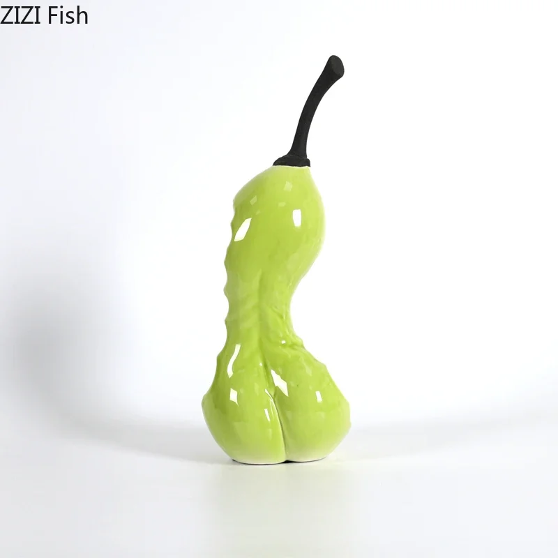Green Pear Pendulum Sculpture Artificial Fruit Artistic Statues Tabletop Home Decorations Ornaments Miniatures Figurines Crafts