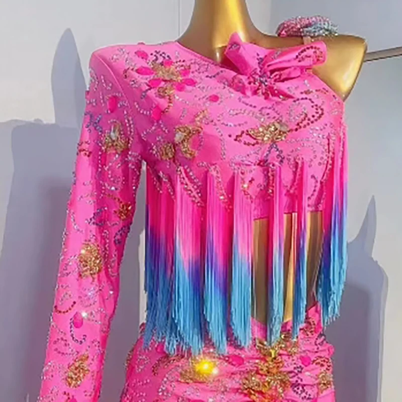 ラテンダンスステージ女性のハイエンドカスタマイズされたグラデーションタッセルデザインベリーダンスサンブラインストーンパフォーマンスコスチュームドレス