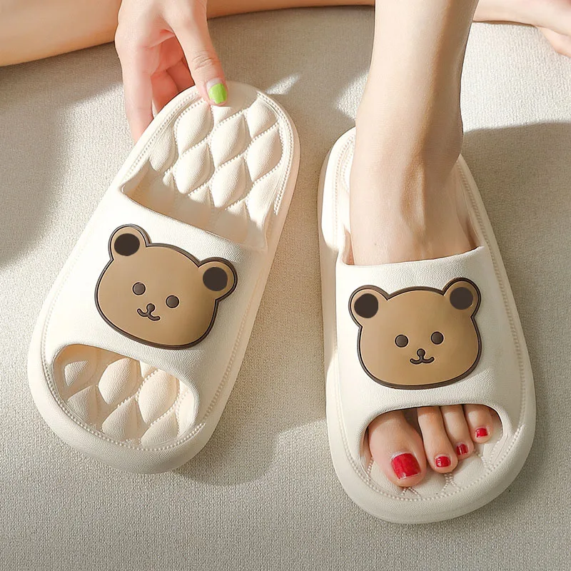 New EVA Trend Cartoon Bear Slippers Couple Home thick sole Slippers Anti slip Bathroom Slippers Casual Women\'s soft sole Slipper