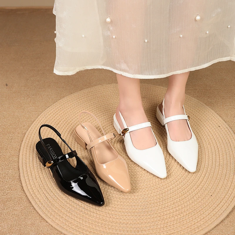 

Женские летние новые универсальные модные туфли Baotou Cool Drag в западном стиле на низком каблуке с острым носком