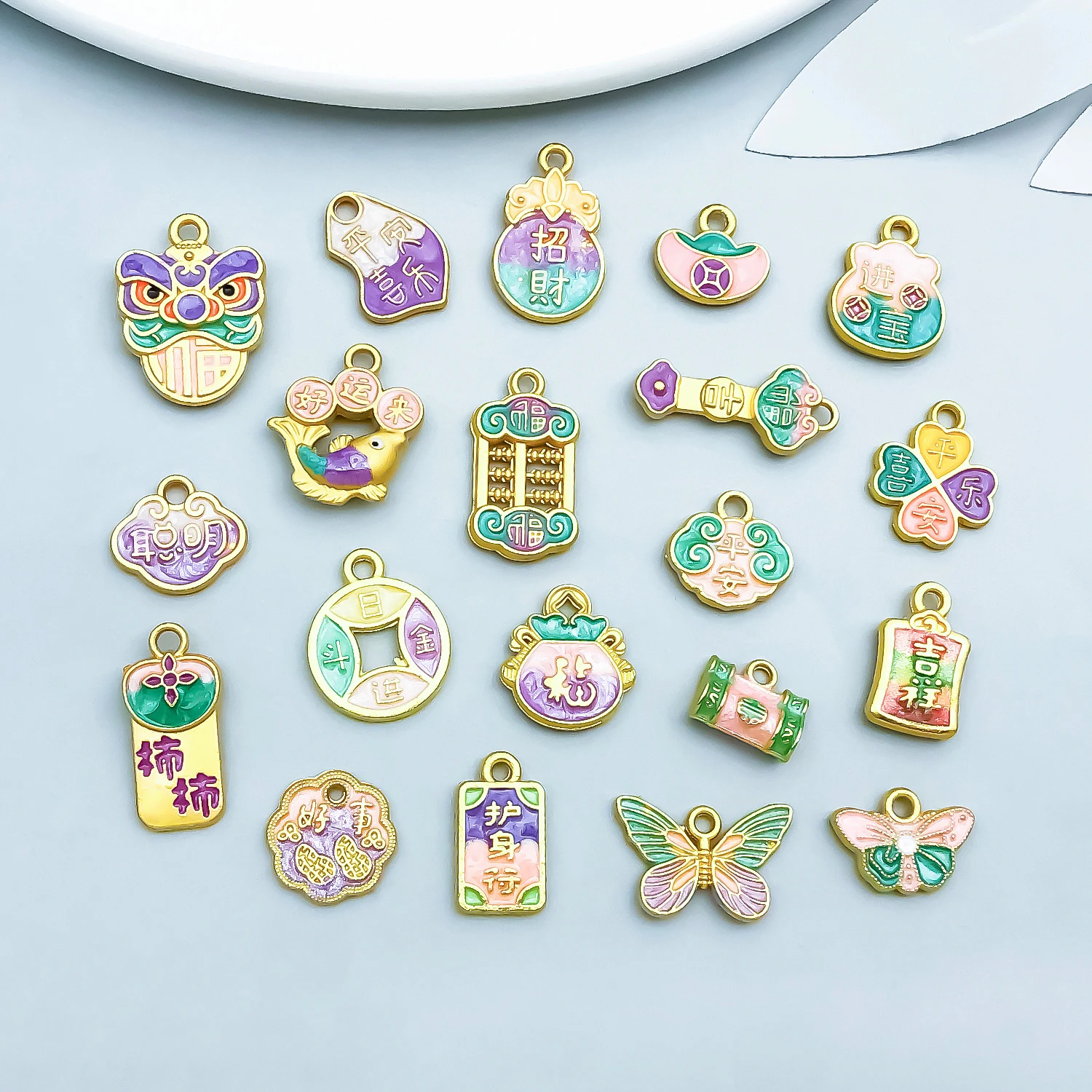2/20pcs Alloy Enamel Golden Butterfly Awakening Lion Pendant Jewelry Making DIY Earrings Charms for Jewelry Bracelets Necklace