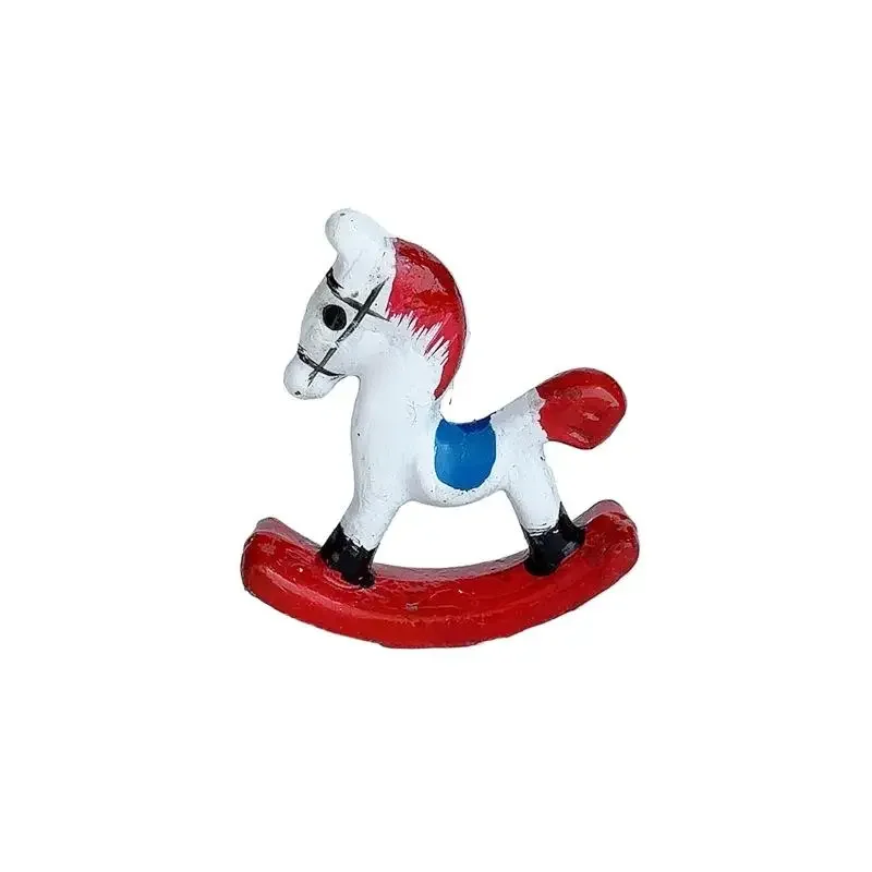 1/12 Casa delle bambole Mini Cavallo a dondolo Modello di bambola Casa della scuola materna Cavallo di Troia Mobili Decor Casa delle bambole Micro Scena Puntelli Foto