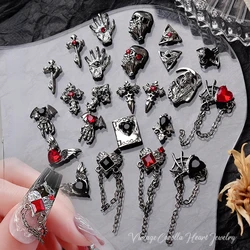 10 adet Japon Kore 3d Nail Art Parçaları Alaşım Takılar Çapraz Kafatası Kılıç Kolye Takı Manikür Aksesuarları Metal Tırnak Figürleri