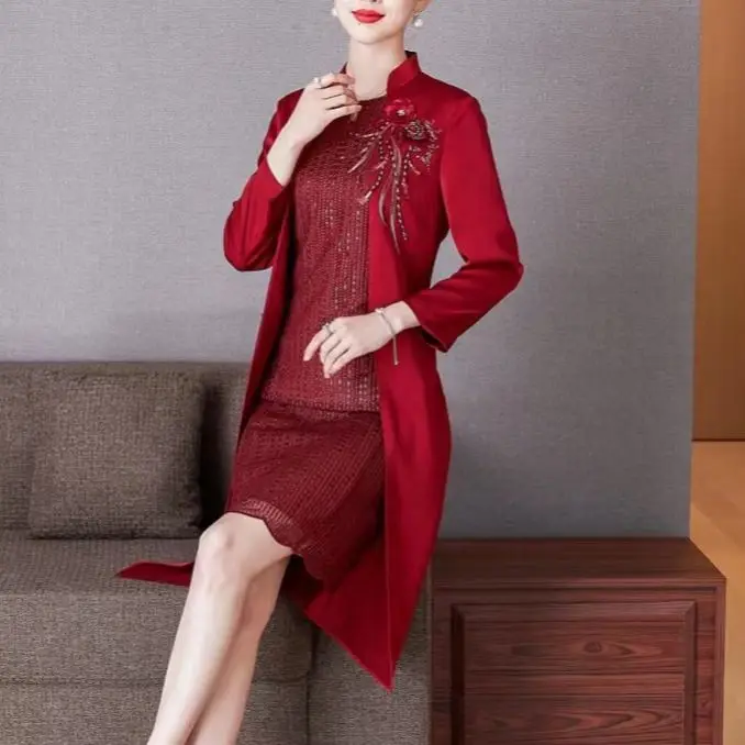 Robes de mère de la mariée deux pièces trempées, veste Cheongsam occidentale noble, satin bordeaux, manches longues au genou, soirée, quoi que ce soit