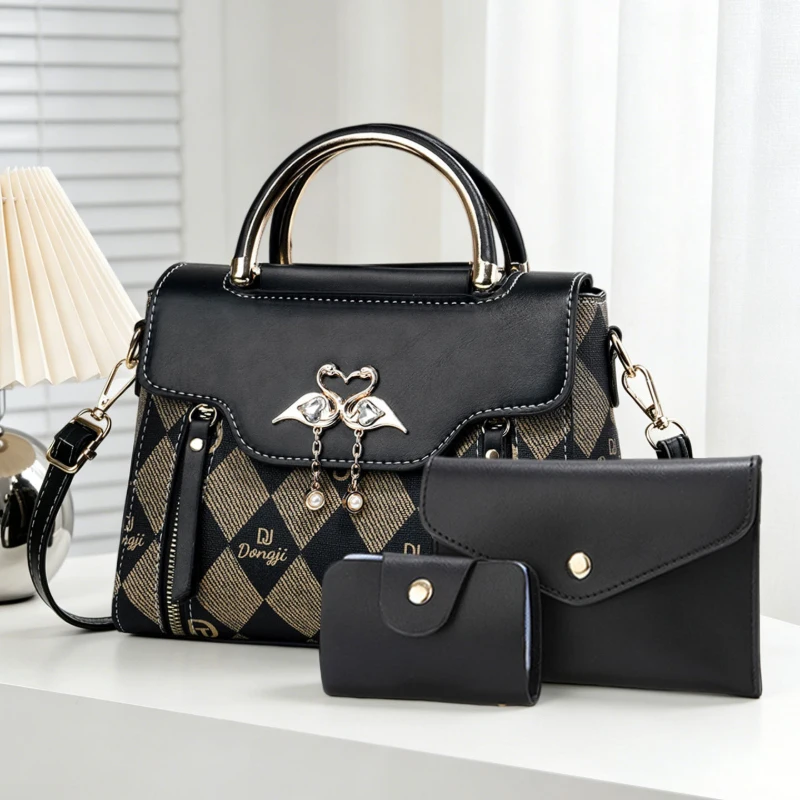 Women's bag set: large bag with free small 3-piece pouch, multiple carrying styles. Letter print anti-theft flap shoulder