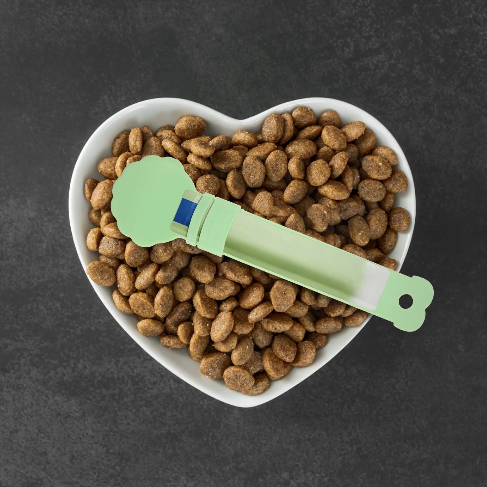 

3Pcs Cat Treat Squeeze Spoon Feeder Strip Wet Food Dispenser Easy Clean Portable Feeding Tool Cat Treats