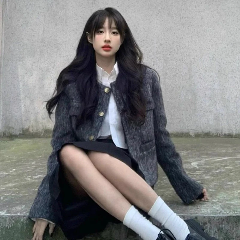 Ciemnoszare, krótkie płaszcze wełniane damskie z długim rękawem, proste, eleganckie, w stylu vintage, do biura, codzienne, zapinane na guziki, z dekoltem typu O, koreańskie bluzki damskie.