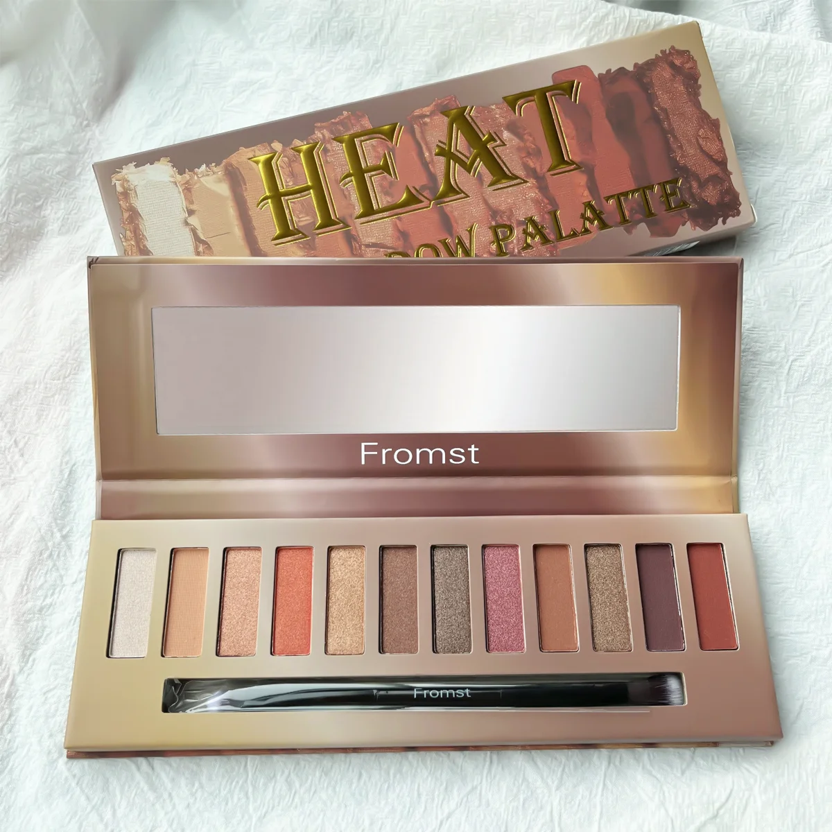 12-farbige Lidschattenpalette – neutrale graue und braune Tontöne, Kaffee und Schokolade, natürlicher Stil, vielseitiger Make-up-Look