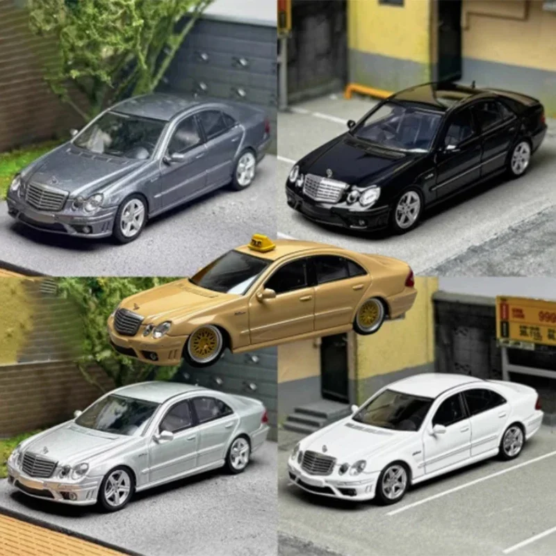 Die-cast 1:64 Scale Benz E63 W211 Classic Four-eye Limited Edition Simulation Alloy Car Model Adult Collection Display Ornaments