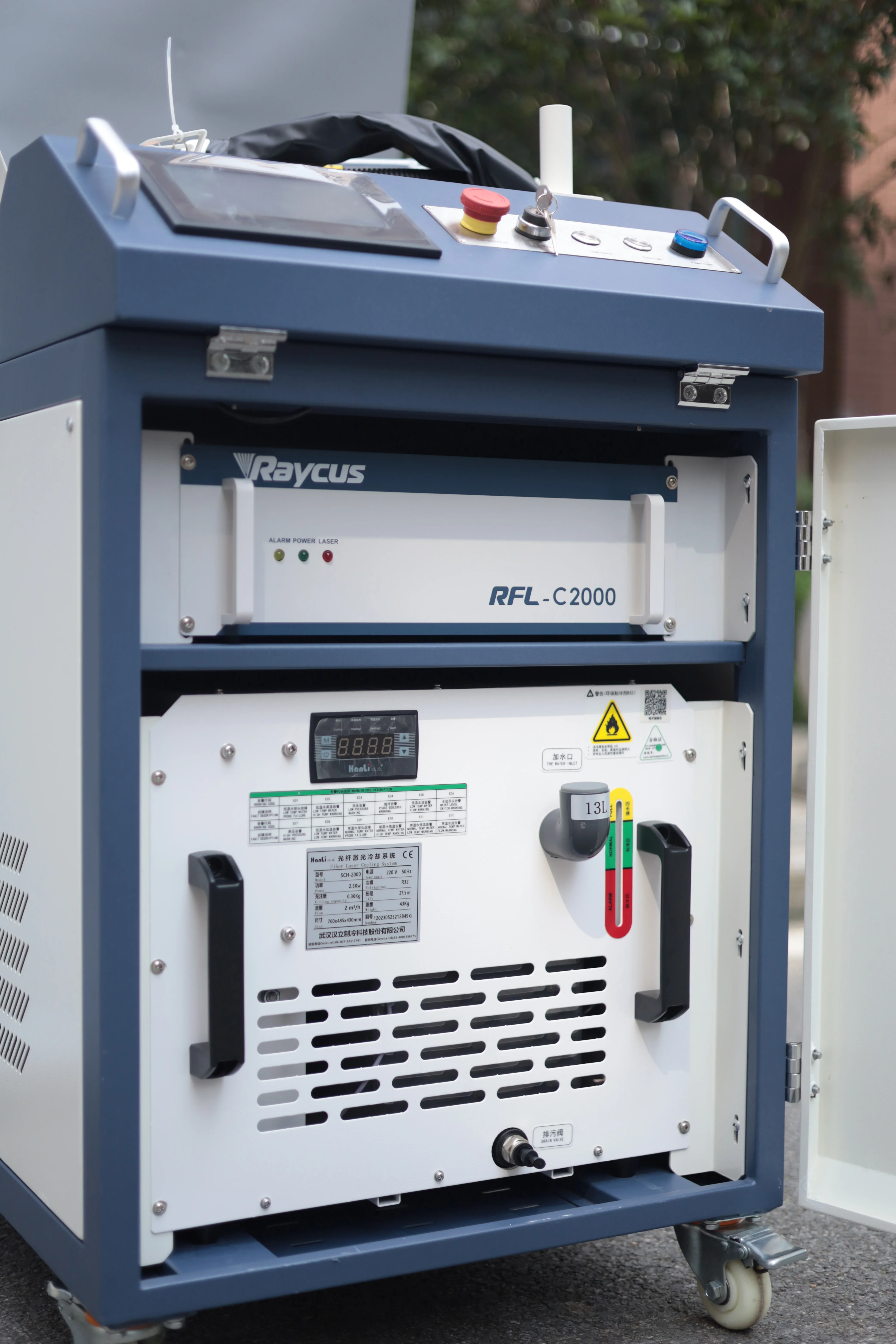 Mini saldatrice laser portatile 1500W2000W3000W con alimentatore per filo