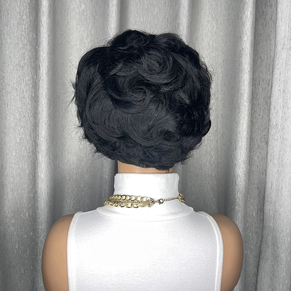 黒人女性向け6インチショートカーリー人毛ウィッグ ブラジリアンウォーターウェーブピクシーカットウィッグ（前髪付き）マシンメイドキャップ ナチュラルカラー