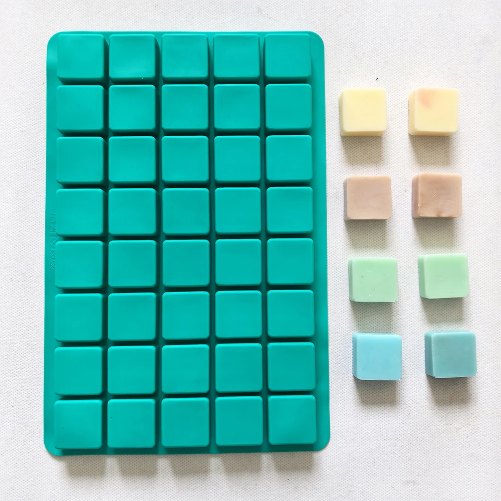 1pc 40 hole small square shaped baking silicone mold, suitable for DIY chocolate, candy, pudding, cookies, ice tray view 2