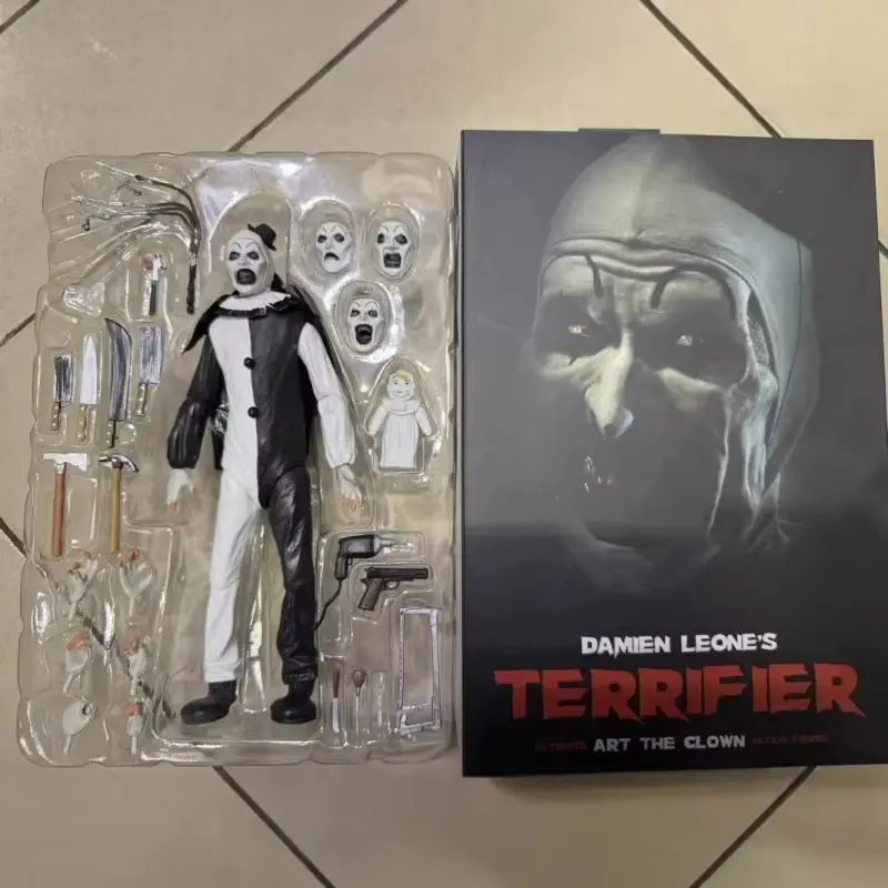 Boneco Articulado Neca Terrifier Art The Clown, Figura de Ação Colecionável, Decoração de Mesa, Boneco com Rosto Intercambiável, Presente.