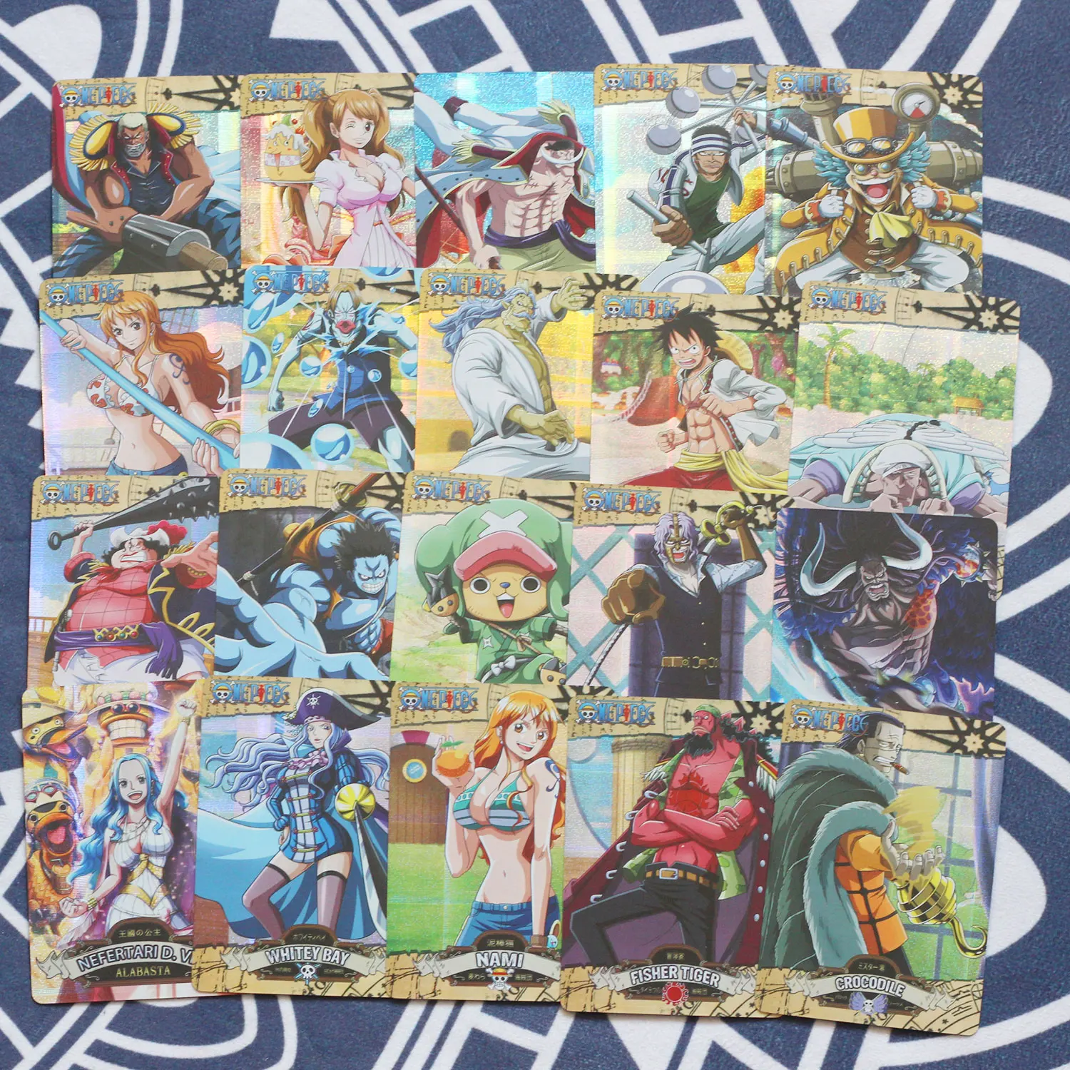 Cartes à collectionner One Piece Anime pour enfants, Luffy, Zoro, Sanji, Nami, jeu de dessin animé, cadeau brillant, jouet d'anniversaire, nouvelle édition, 100 pièces