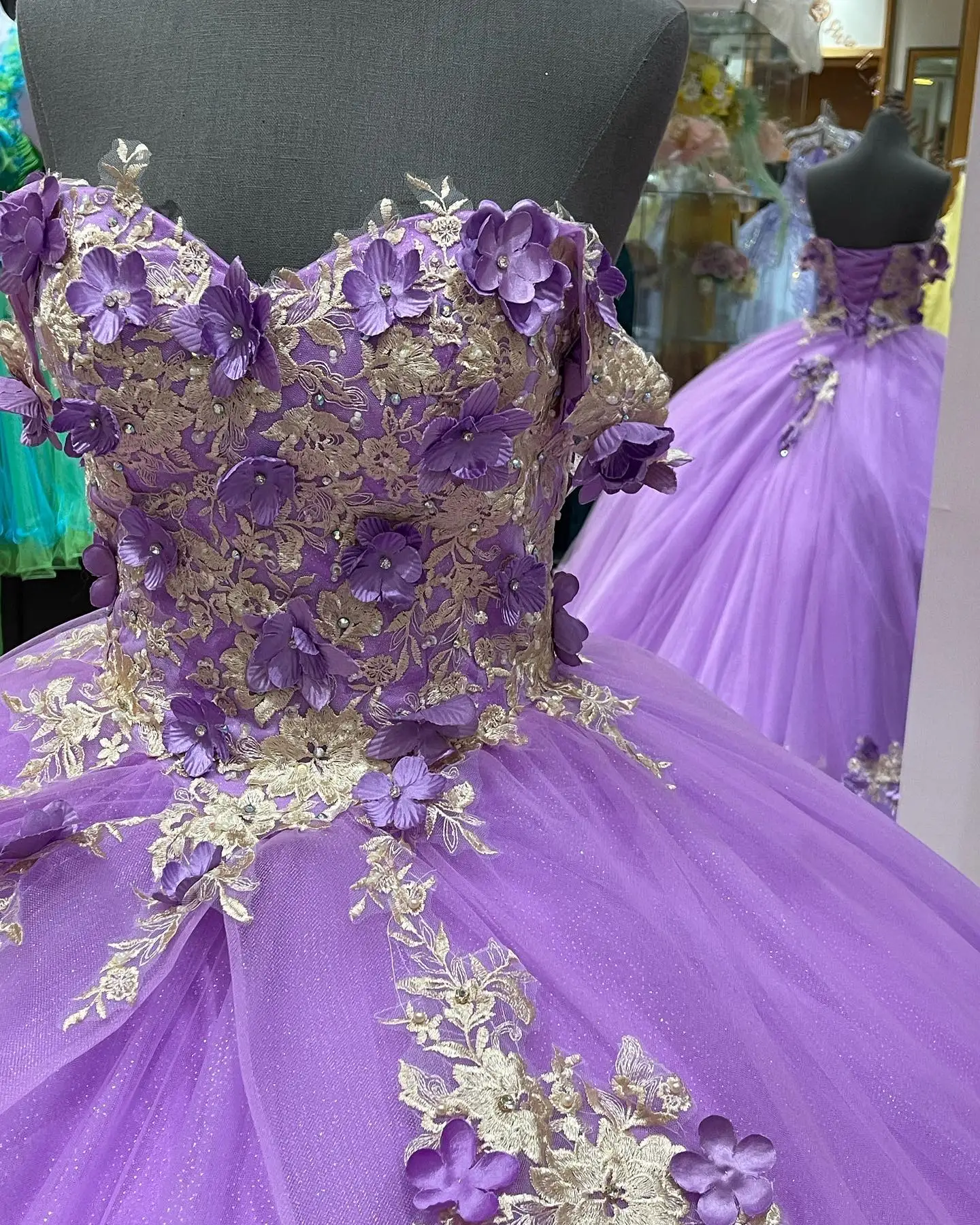 Vestido de quinceañera lila para niña, traje de fiesta de graduación mexicana Charro 16, vestido de tul brillante de 15 años, aplique de encaje Floral hinchado 2023