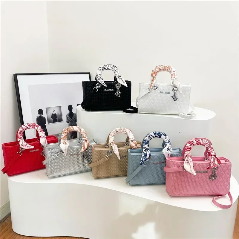 

2025 Premium Leather Designer Women's Bag Silk Scarf 3-Way Shoulder/Crossbody/Handheld Elegant Gift Free Shipping