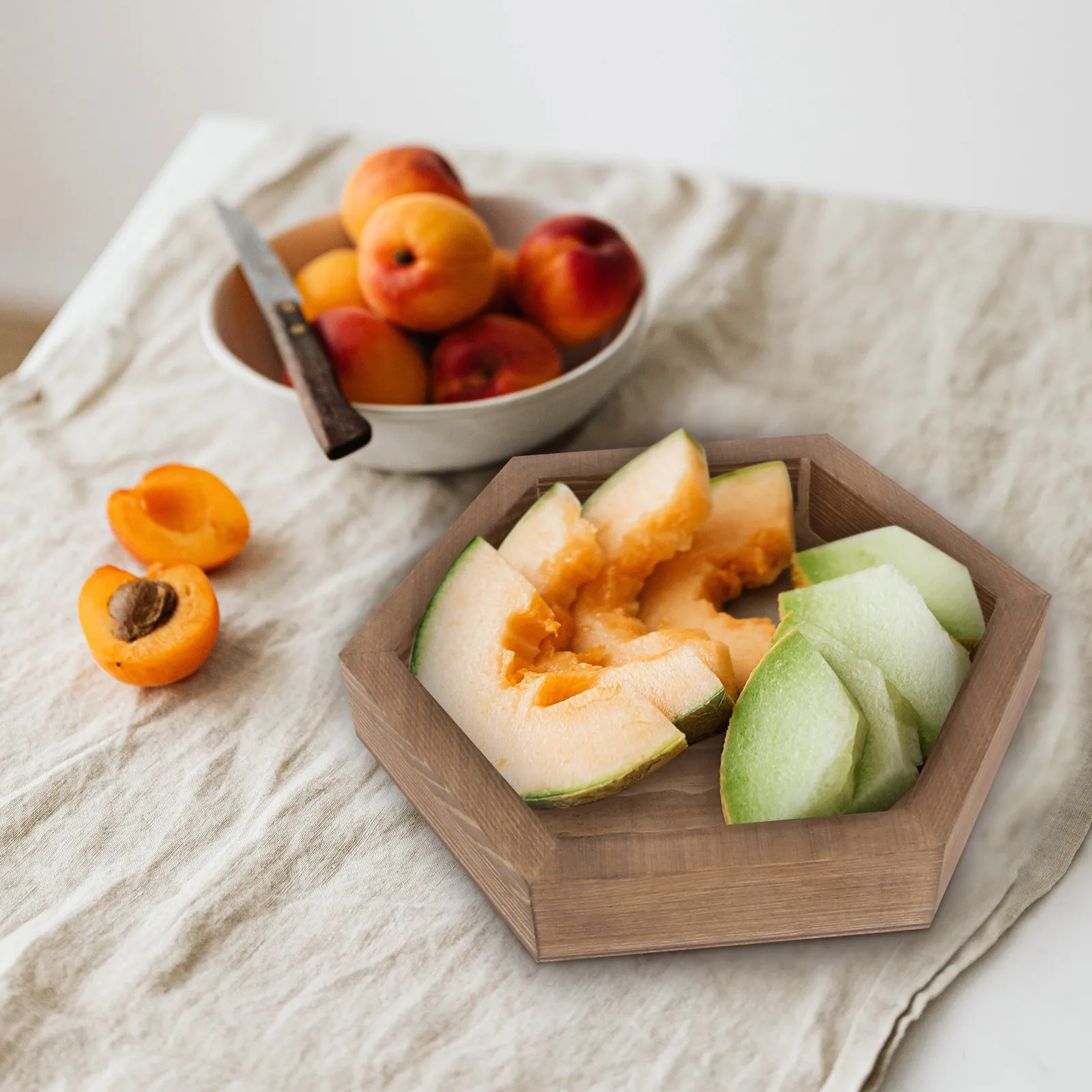 

1pc Wooden Hexagonal Tray S Size Retro Cake Storage Dessert Table Serving Tray For Wedding Snacks Fruit Household Organizer