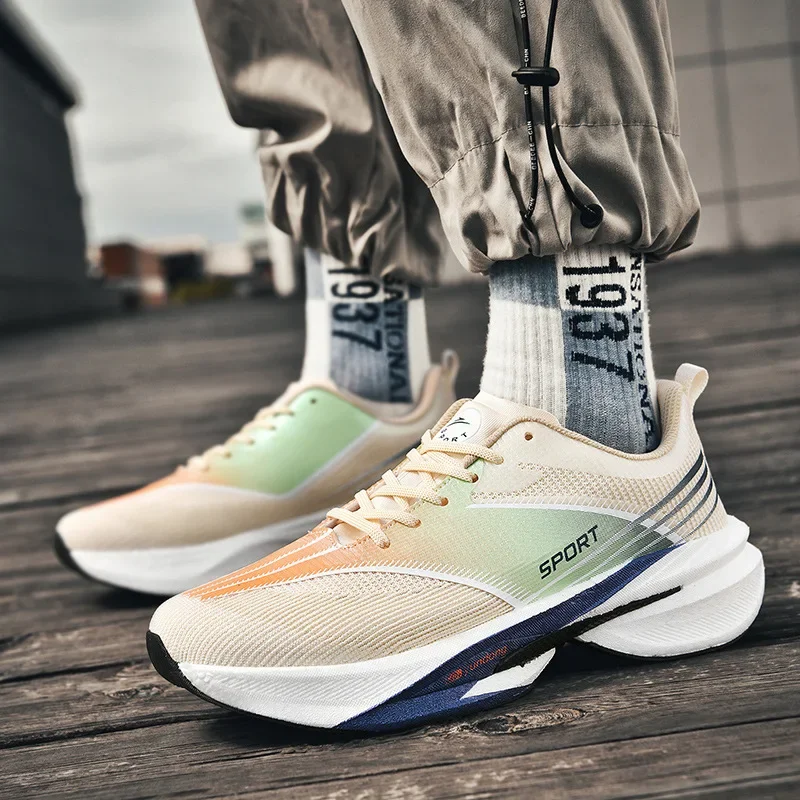 

Новые мужские и женские дышащие кроссовки для бега, студенческие амортизирующие туфли с высокой гибкостью, удобные кроссовки для пар