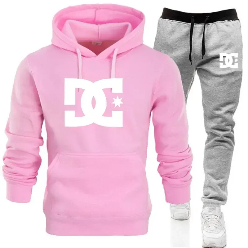 CONJUNTO DE SUDADERA Y PANTALONES CASUAL