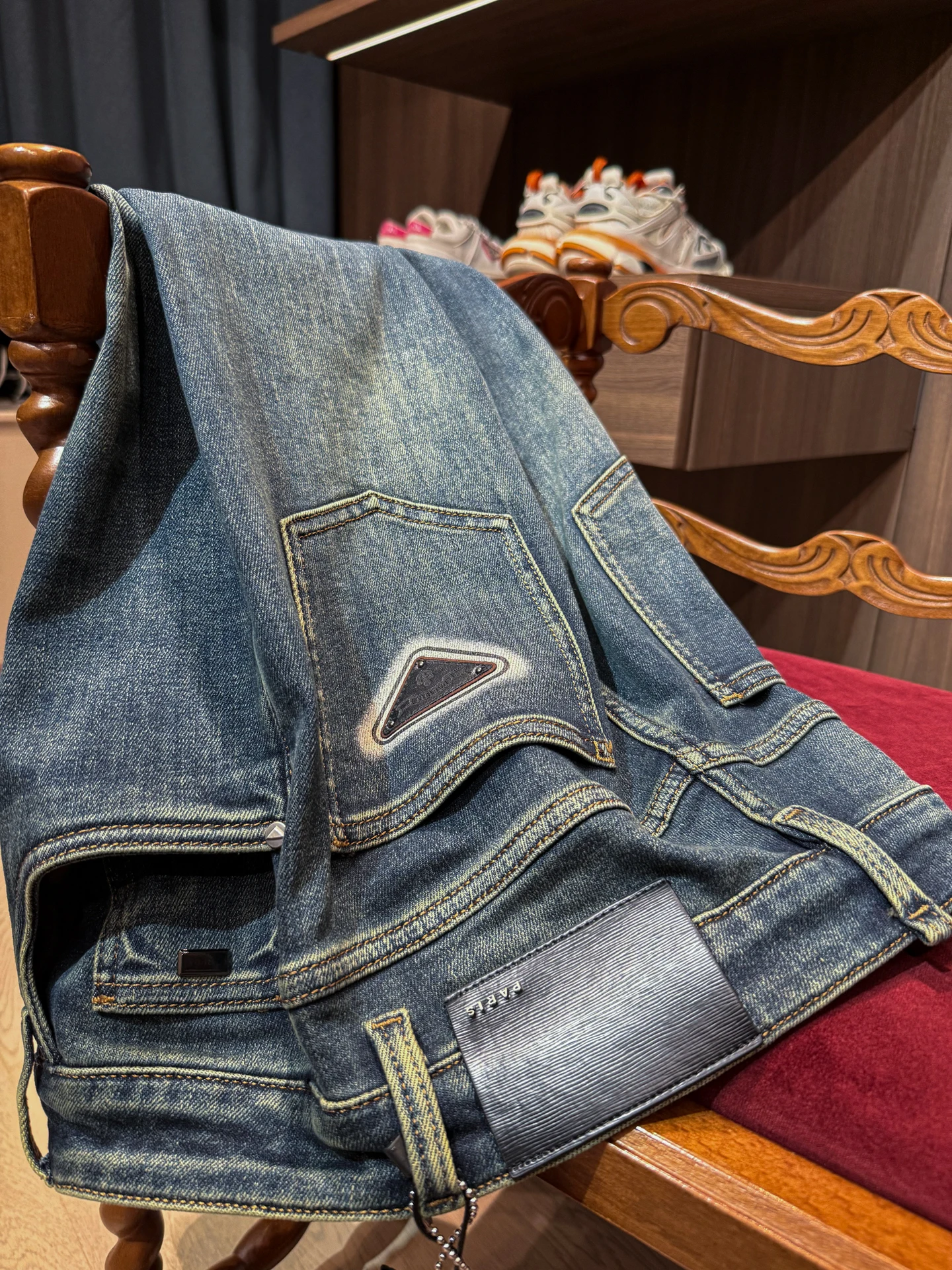 

Высококачественные эластичные хлопковые удобные мужские джинсы прямого кроя с зауженным верхом для осенне-зимнего сезона, повседневные