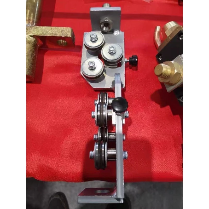 

Barrel Welding Wire Straightener, Welding Wire Straightener, Welding Straightener 3 Wheels 5 Wheels Two-way Straightener