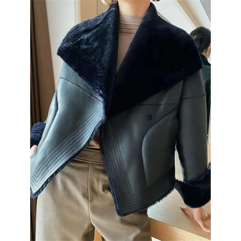 New 2023 Haining Fur Thickened Coat Women Splicing Large size 5XL Fashion Slim Lamb Hair Lapel fur Jacket Mujer Outwear Black Tr